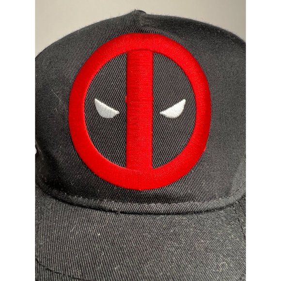 Marvel Dead Pool Cap  OS Adjustable Black - Picture 2 of 14